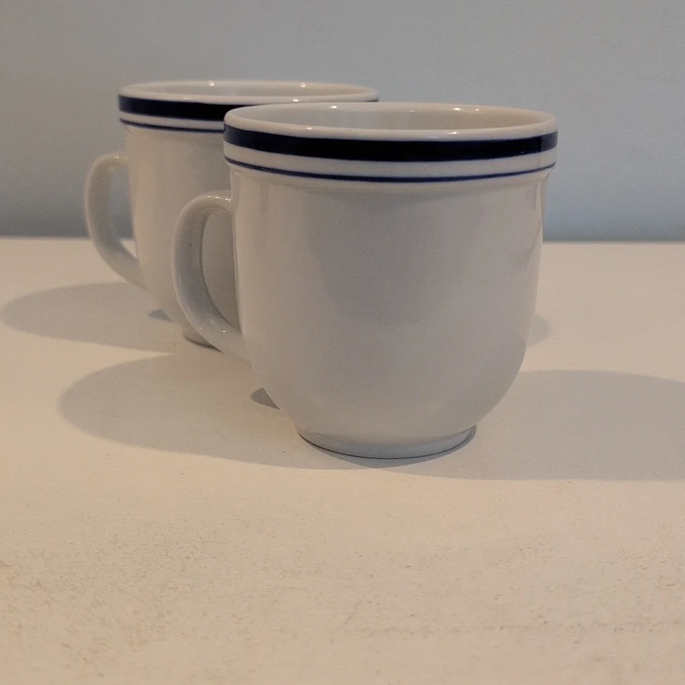 Pottery Barn Ceramic 12 Ounce Club Blue Coffee Mug Set.